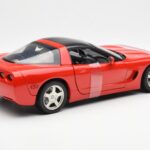 Chevrolet Corvette C5 Hardtop Red UT Models 1:18 21041 Diecast - image 2 of 6