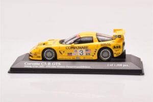 Chevrolet Corvette C5R #3 O. Gavin / J. O'Connell / R. Fellows Sebring 12 Hours 2003 Minichamps 1:43 400031403 Diecast