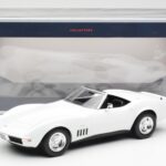 Chevrolet Corvette C3 Convertible Can-Am White Norev 1:18 189038 Diecast - image 6 of 6