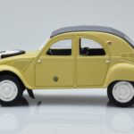 Citroen 2CV Sahara Yellow Otto 1:18 OT1027 Resin - image 3 of 6