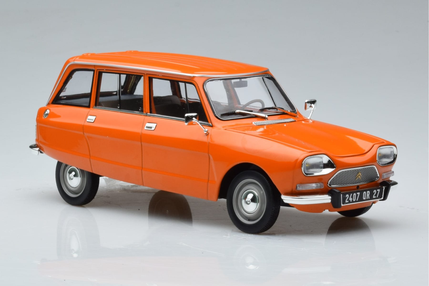 Citroen Ami 8 Break Tenere Orange Norev 1:18 181674 Diecast - image 5 of 7