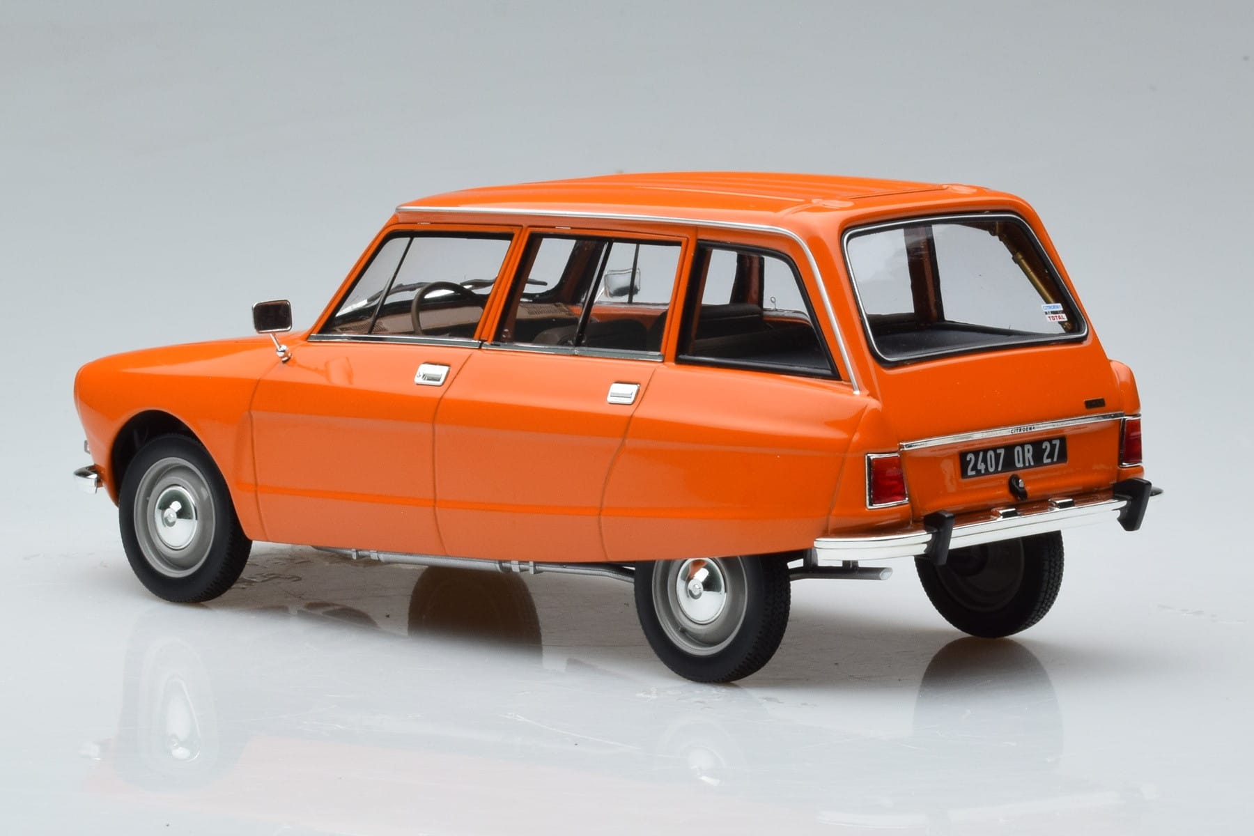Citroen Ami 8 Break Tenere Orange Norev 1:18 181674 Diecast - image 6 of 7