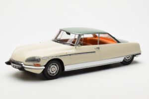 Citroen DS 21 Le Leman Cabriolet Ivory and Green Norev 1:18 181751 Diecast