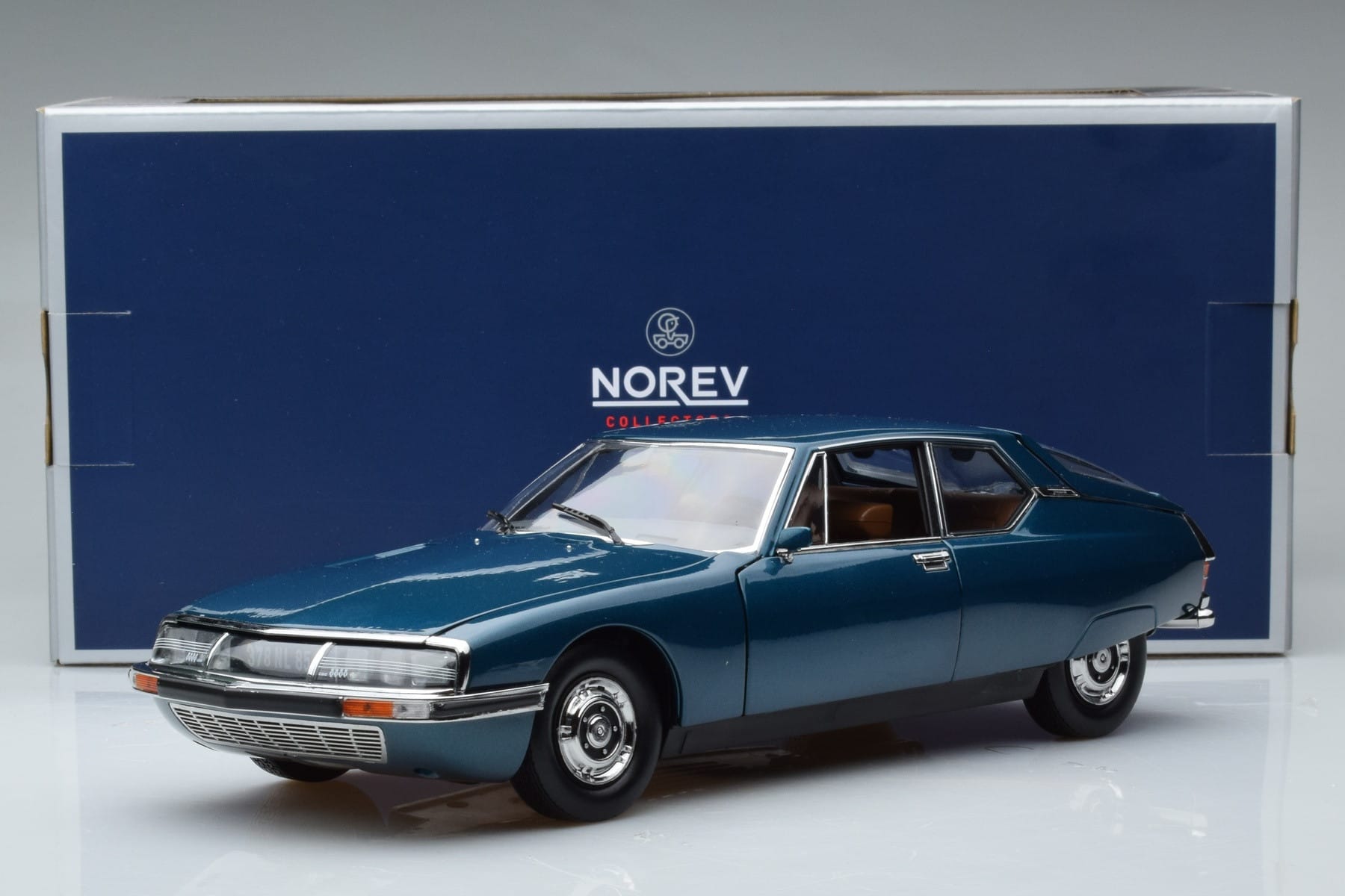 Citroen SM Tropiques Green Norev 1:18 181733 Diecast - image 8 of 8