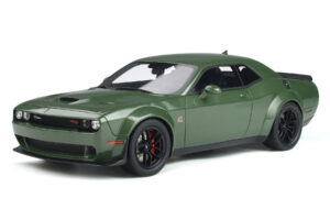 Dodge Challenger R/T SCAT Pack Widebody Green GT Spirit 1:18 GT815 Resin