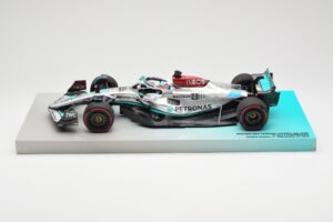 Mercedes AMG Petronas W13 E Performance #63 G. Russell Brazilian GP 1st Win 2022 Minichamps 1:18 113222163 Resin