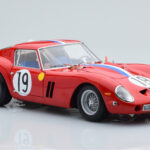 Ferrari 250 GTO #19 24 Hours of Le Mans 1962 Kyosho 1:18 08438A Diecast - image 6 of 10