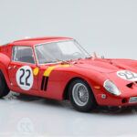 Ferrari 250 GTO #22 24 Hours of Le Mans 1962 Kyosho 1:18 08438B Diecast - image 6 of 10
