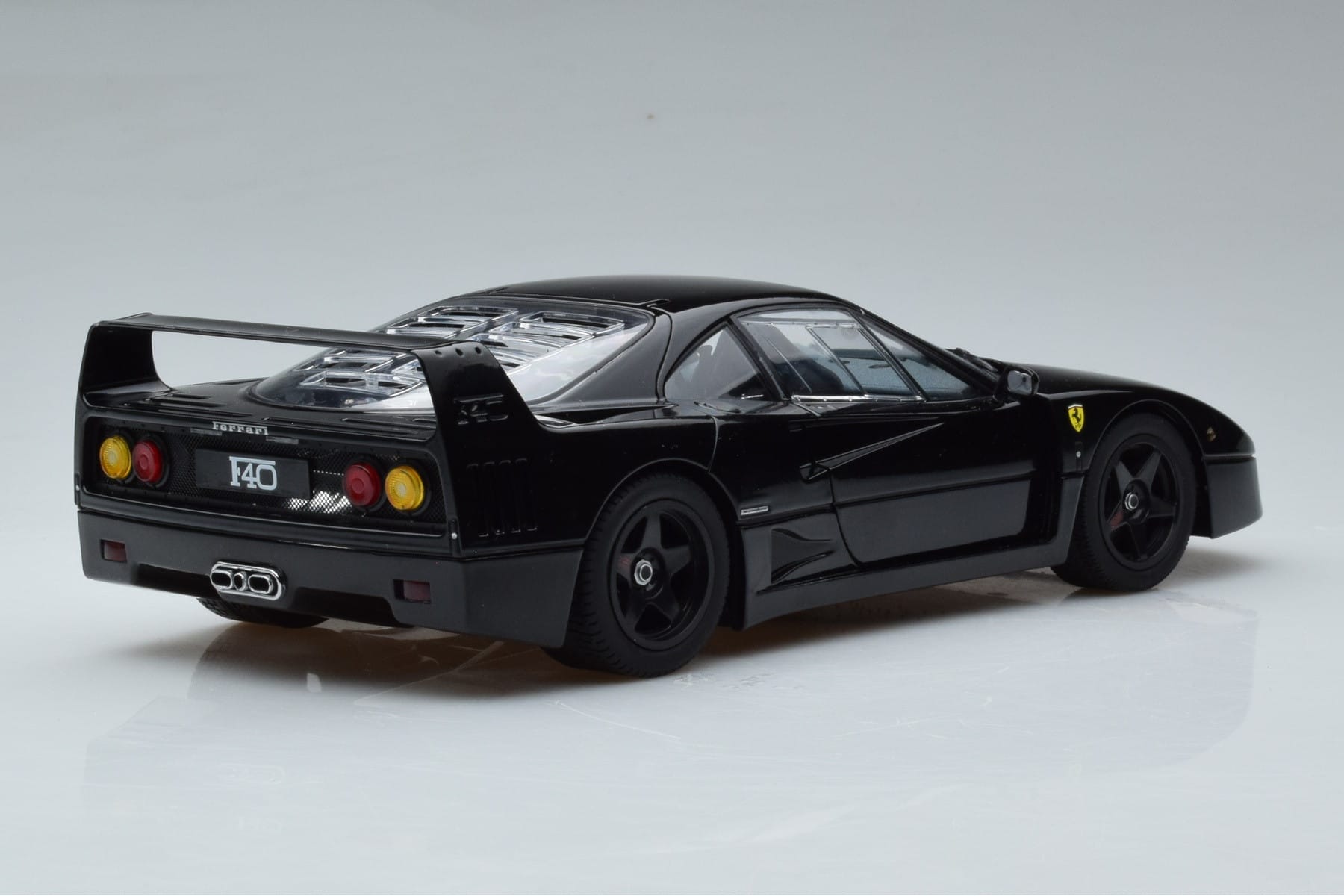 Ferrari F40 Lightweight Black Kyosho 1:18 08412BK Diecast - image 3 of 12