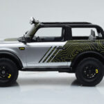 Ford Bronco RTR Iconic Silver GT Spirit 1:18 GT404 Resin - image 3 of 6
