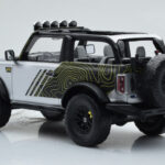 Ford Bronco RTR Iconic Silver GT Spirit 1:18 GT404 Resin - image 5 of 6