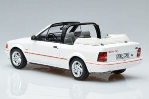 Ford Escort Mk4 XR3i Cabriolet Otto 1:18 OT398 Resin - image 5 of 6