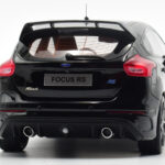 Ford Focus RS Mk3 Black Otto 1:18 OT950 Resin - image 7 of 8