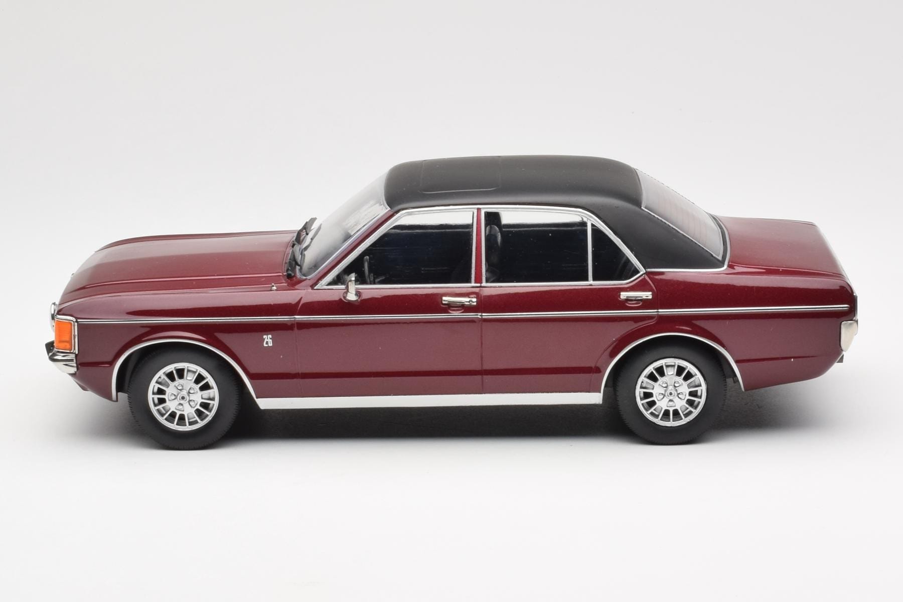 Ford Granada Mk1 Metallic Dark Red Matt Black MCG 1:18 MCG18393 Diecast - image 3 of 6
