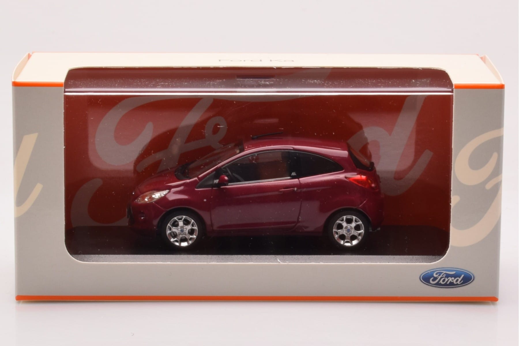 Ford Ka Mk2 Purple Minichamps 1:43 433088202 Diecast - image 4 of 4