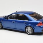 Ford Mondeo ST220 Performance Blue Otto 1:18 OT448 Resin - image 5 of 6