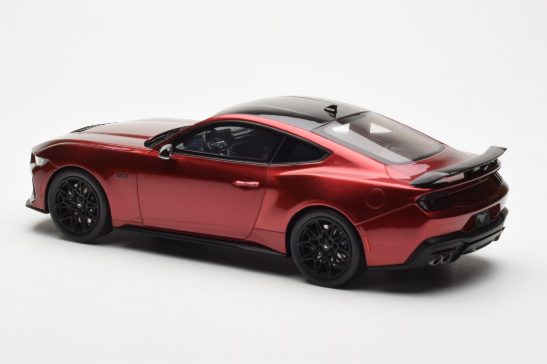 Ford Mustang GT S650 Rapid Red GT Spirit 1:18 GT433 Resin - image 5 of 6