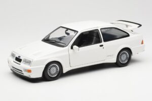 Ford Sierra RS RHD White Minichamps 1:18 150084070 Diecast