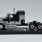 GMC General Silver Black IXO 1:43 TR117 Diecast - image 3 of 6