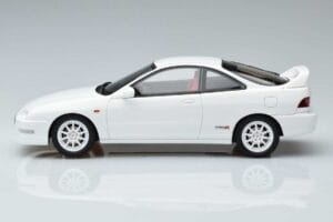 Honda Integra DC2 Euro Spec White Otto 1:18 OT974 Resin - image 3 of 6