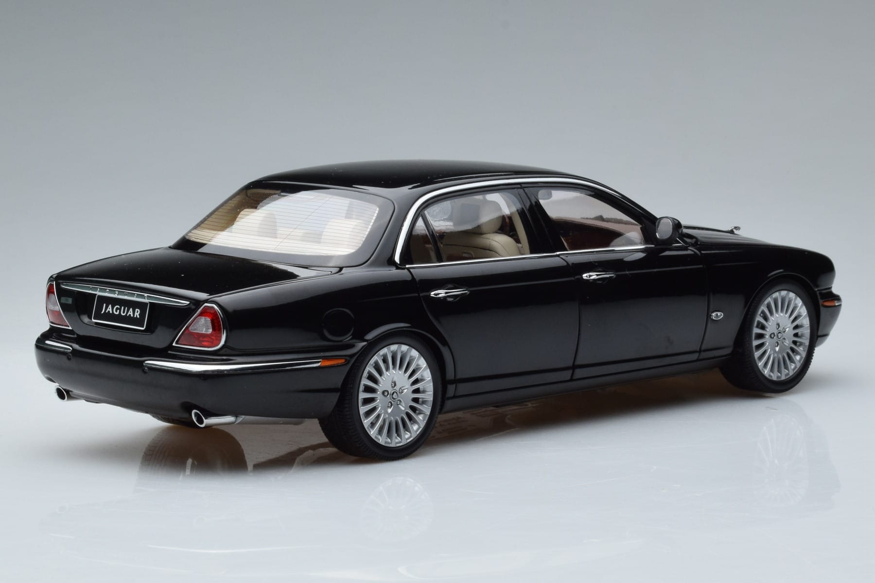 Jaguar XJ6 X350 Ebony Black Almost Real 1:18 810501 Diecast - image 3 of 11