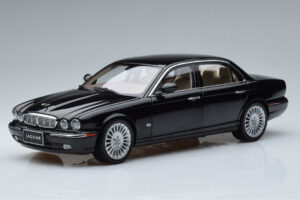Jaguar XJ6 X350 Ebony Black Almost Real 1:18 810501 Diecast