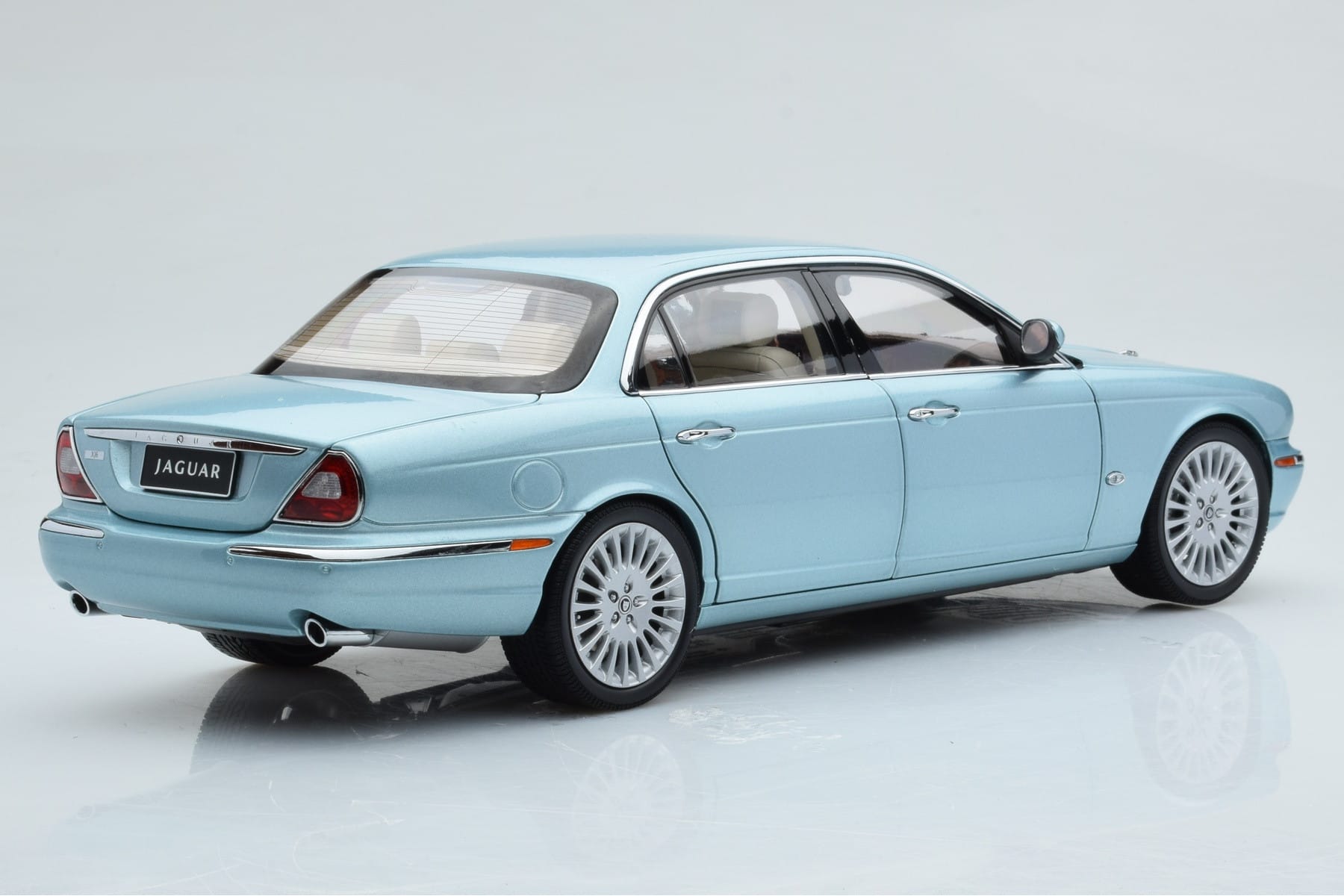 Jaguar XJ6 X350 Seafrost Light Blue Almost Real 1:18 810503 Diecast - image 4 of 11