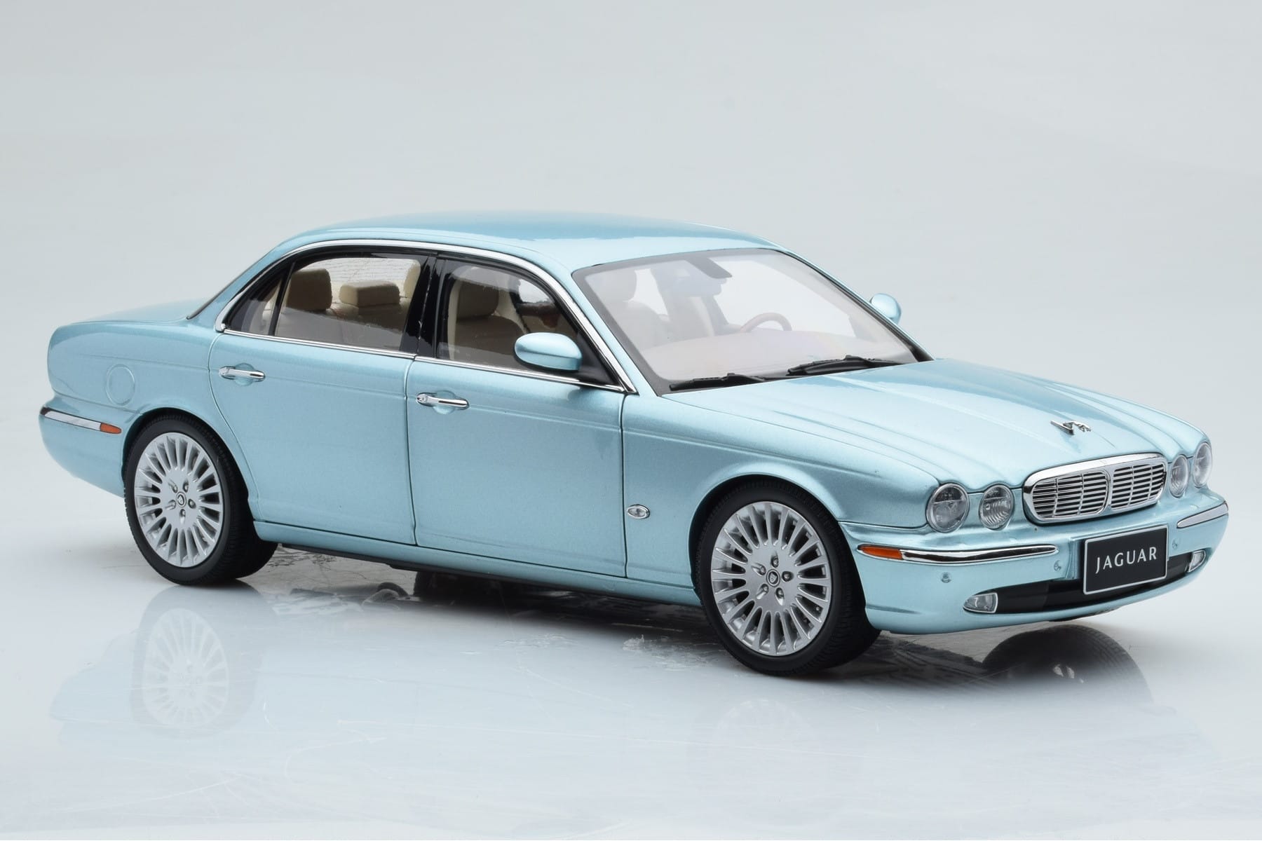 Jaguar XJ6 X350 Seafrost Light Blue Almost Real 1:18 810503 Diecast - image 7 of 11