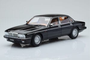 Jaguar XJ6 XJ40 Ebony Black Almost Real 1:18 810543 Diecast