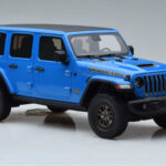 Jeep Wrangler Rubicon 392 Blue GT Spirit 1:18 GT371 Resin - image 4 of 6