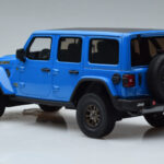 Jeep Wrangler Rubicon 392 Blue GT Spirit 1:18 GT371 Resin - image 5 of 6