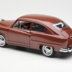 Kaiser Henry J Caribbean Coral Metallic Sun Star 1:18 5101 Diecast - image 7 of 8