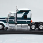 Kenworth W900 Green White IXO 1:43 TR164 Diecast - image 3 of 6