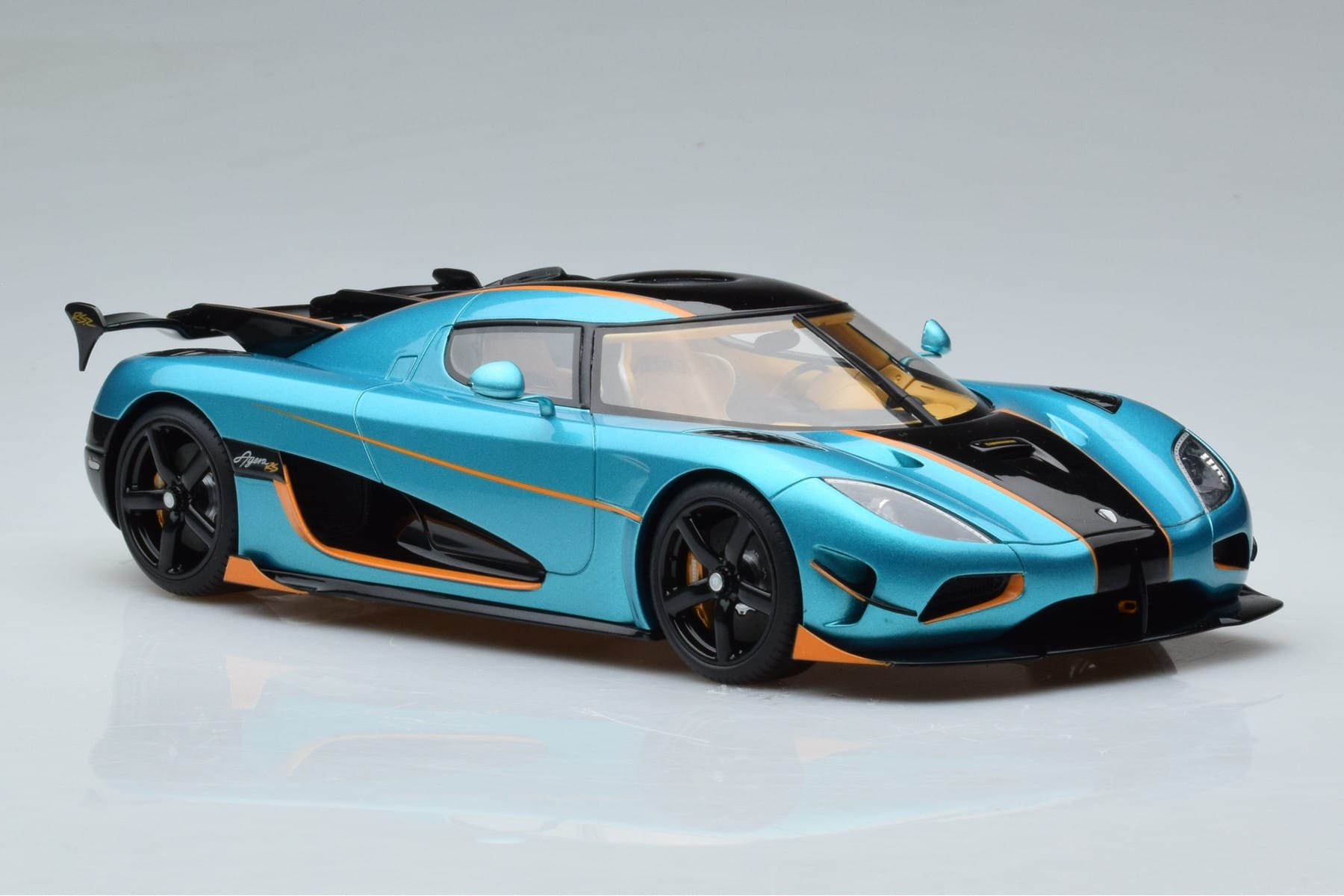 Koenigsegg Agera RSR Blue GT Spirit 1:18 GT390 Resin - image 4 of 9