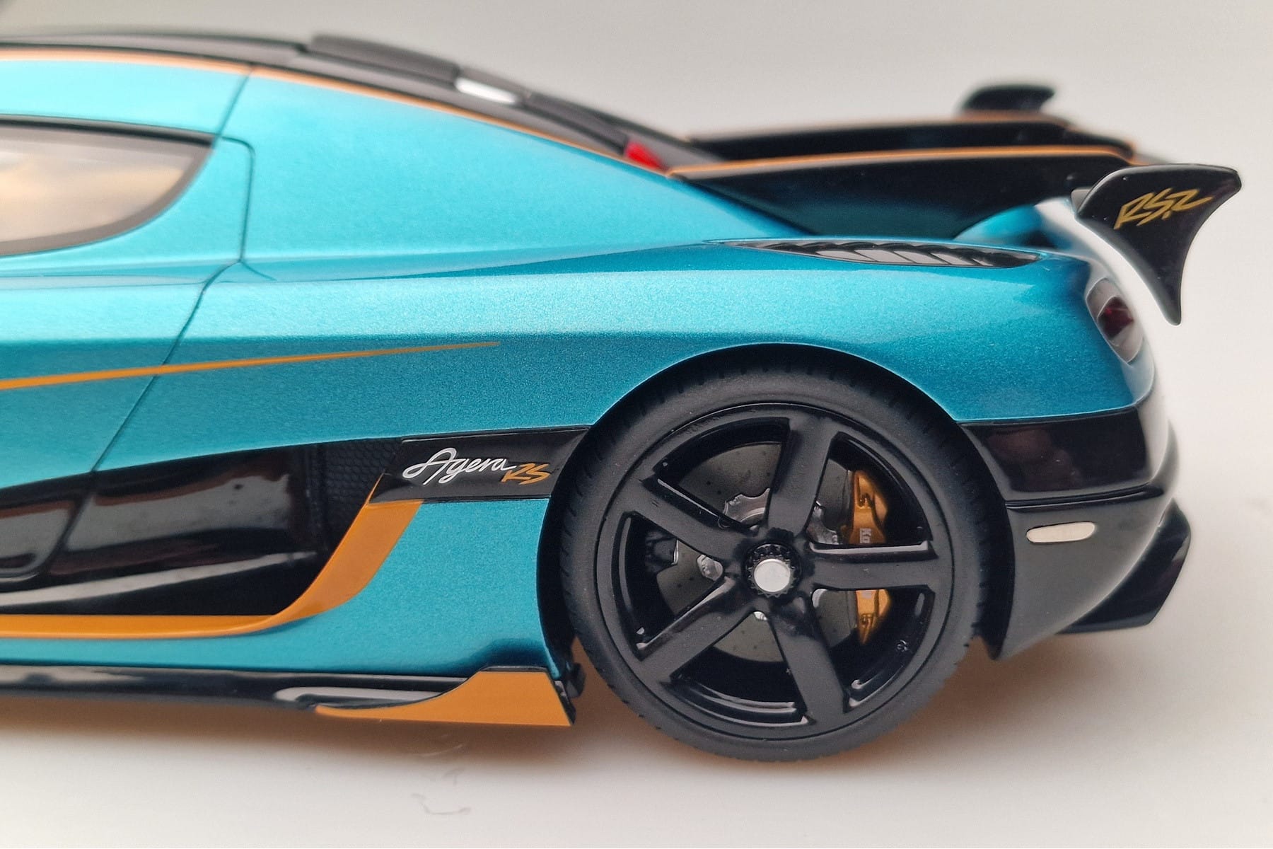 Koenigsegg Agera RSR Blue GT Spirit 1:18 GT390 Resin - image 6 of 9