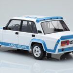 Lada 2105 VFTS White IXO 1:18 18CMC144 Diecast - image 5 of 6