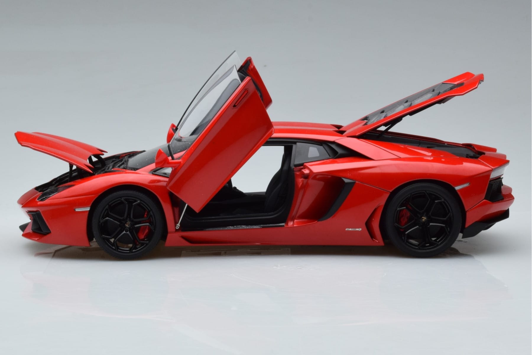 Lamborghini Aventador LP700-4 Andromeda Red AUTOart 1:18 74669 Diecast - image 4 of 10