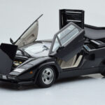 Lamborghini Countach LP5000S Black AUTOart 1:18 74533 Diecast - image 2 of 10
