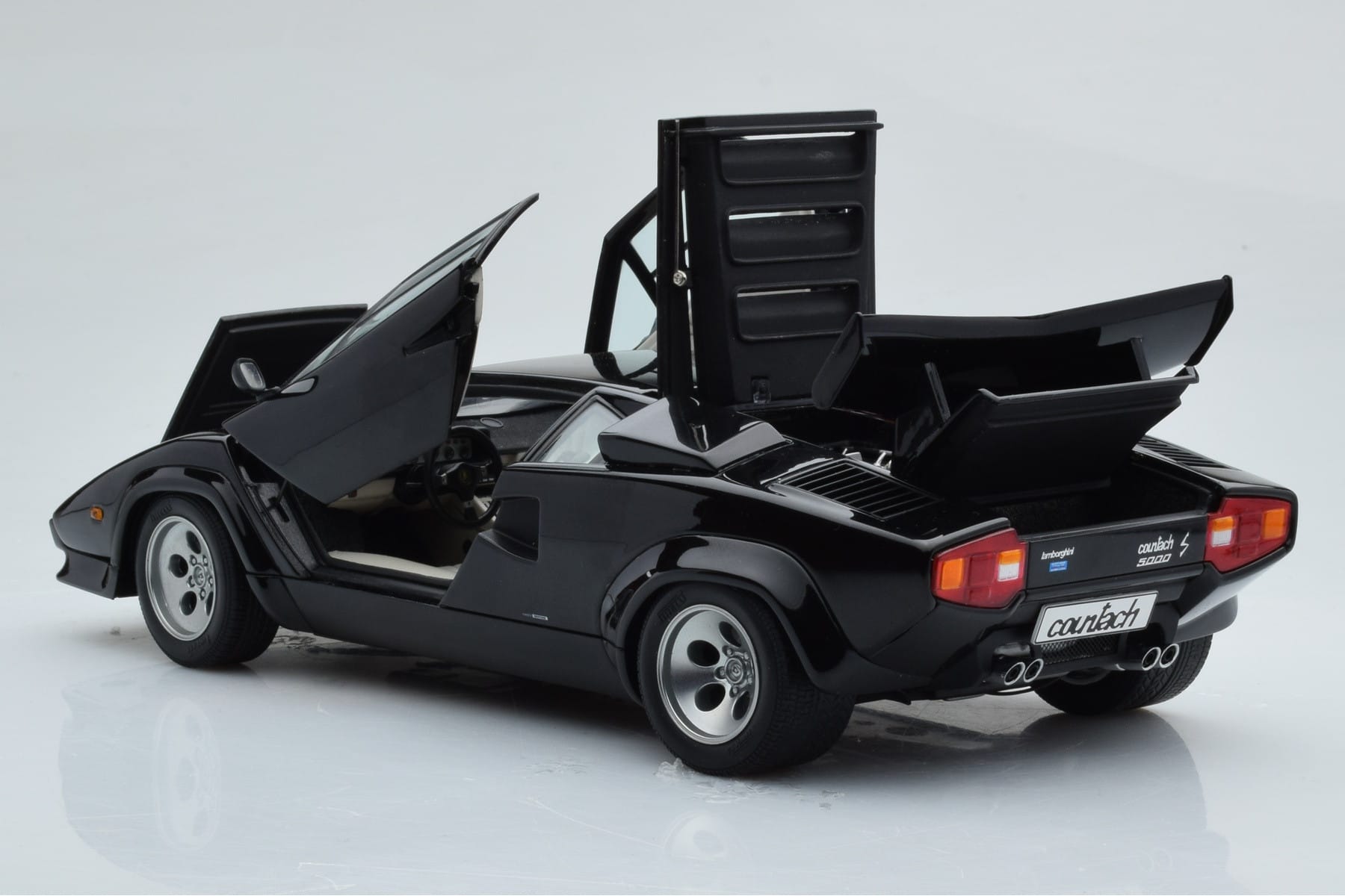 Lamborghini Countach LP5000S Black AUTOart 1:18 74533 Diecast - image 3 of 10