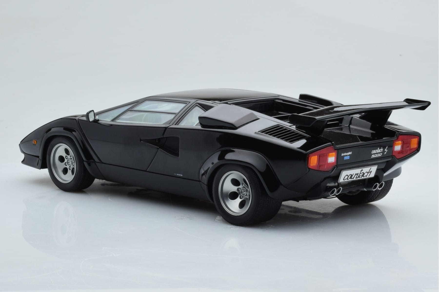Lamborghini Countach LP5000S Black AUTOart 1:18 74533 Diecast - image 7 of 10