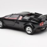 Lamborghini Countach LP 5000 Quattrovalvole Black Kyosho 1:18 08320BK Diecast - image 7 of 8