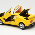 Lamborghini Countach LP 5000 Quattrovalvole Yellow Kyosho 1:18 08320Y Diecast - image 5 of 8