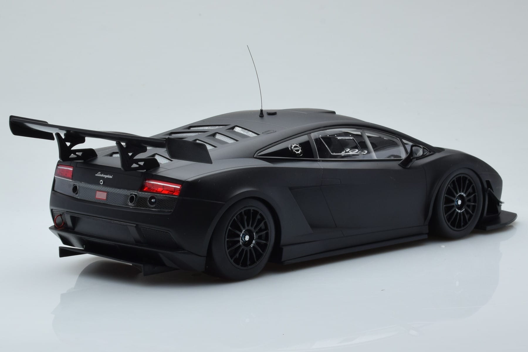 Lamborghini Gallardo LP600+ GT3 Matt Black Minichamps 1:18 151111100 Diecast - image 2 of 6