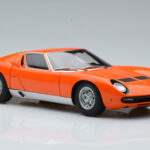 Lamborghini Miura SV Orange AUTOart 1:18 74542 Diecast - image 6 of 8