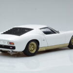 Lamborghini Miura SV White AUTOart 1:18 74544 Diecast - image 3 of 8
