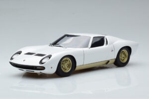 Lamborghini Miura SV White AUTOart 1:18 74544 Diecast