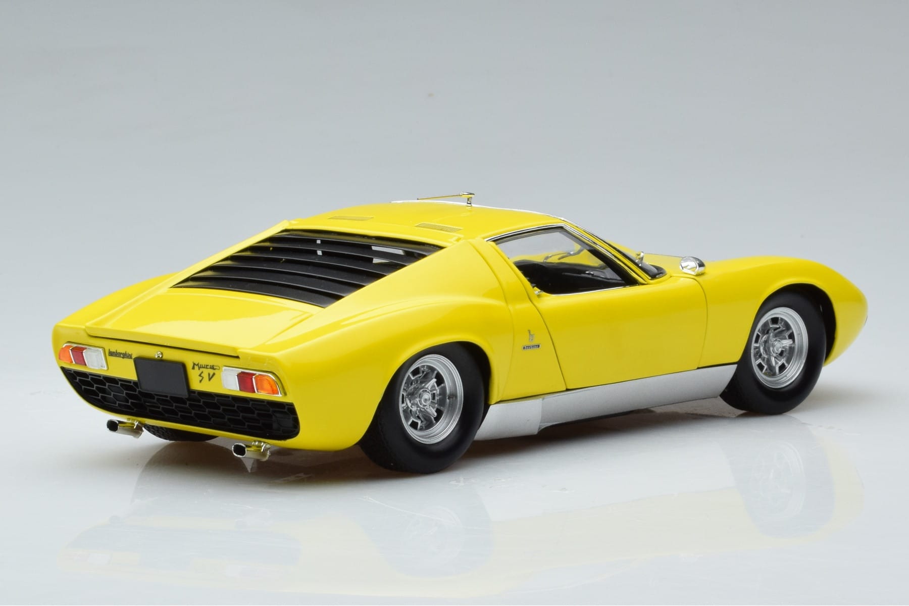 Lamborghini Miura SV Yellow Kyosho 1:18 08317Y Diecast - image 3 of 11