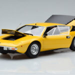 Lamborghini Urraco Yellow Kyosho 1:18 08446GY Diecast - image 2 of 10