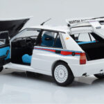Lancia Delta HF Integrale 6 White Kyosho 1:18 08344E Diecast - image 3 of 8