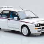 Lancia Delta HF Integrale 6 White Kyosho 1:18 08344E Diecast - image 6 of 8
